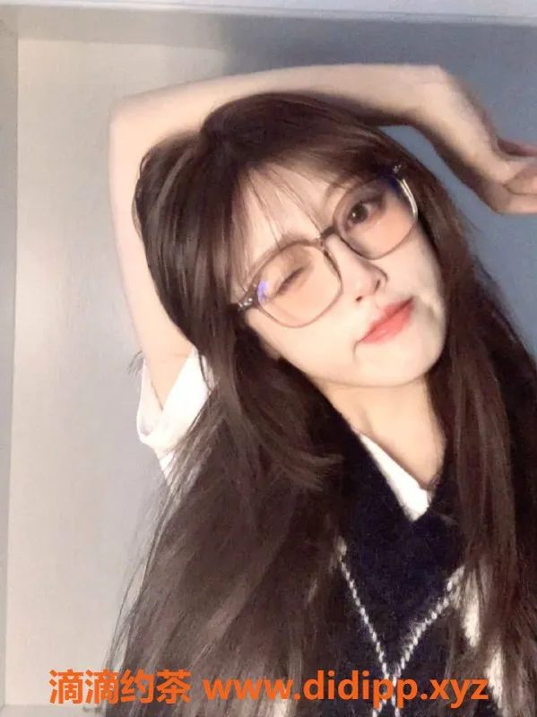 广州楼凤-天河#赵敏，800p鸳鸯浴，69式亲密体验