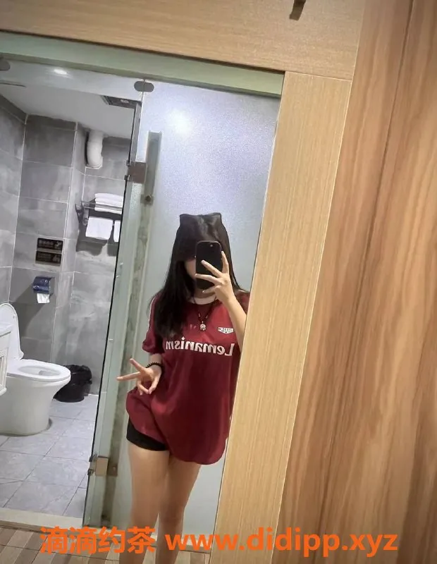 深圳楼凤-深圳坂田小雅，身高163，体重96，价格900起