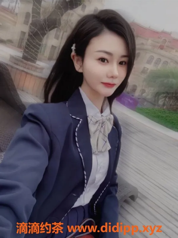 广州楼凤-天河嫩妹琪琪，水费600p，热情舌吻服务