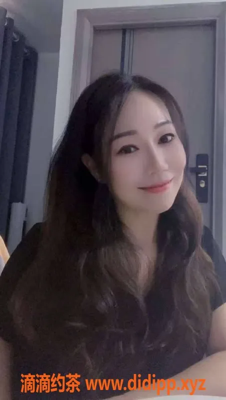 广州楼凤-白云蕊儿，500元人妻按摩服务