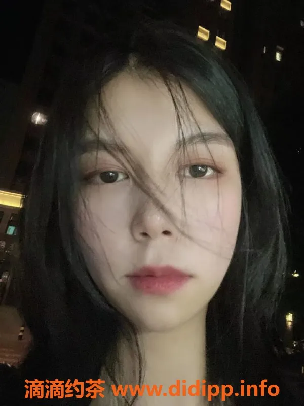 南京楼凤-鼓楼区紫萱，高挑美丽，服务优质