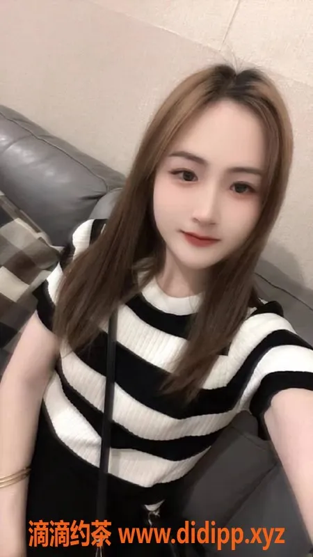 深圳楼凤-龙岗艺名衣衣，800元超值服务