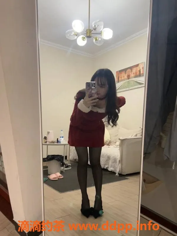 广州楼凤-海珠嫩妹潇潇，700p超值体验
