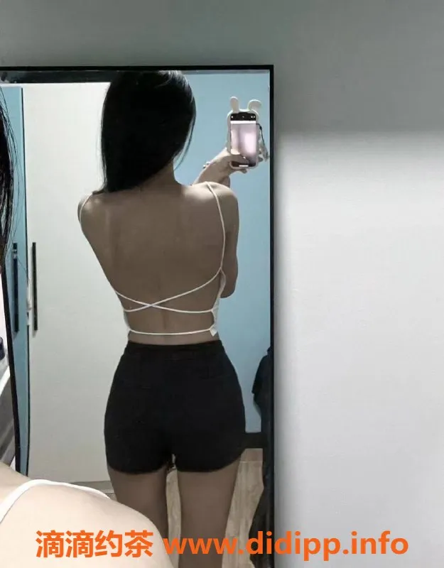 杭州楼凤资源信息,杭州乐瑶19岁，168斤小萝莉，陪浴等服务只需1000