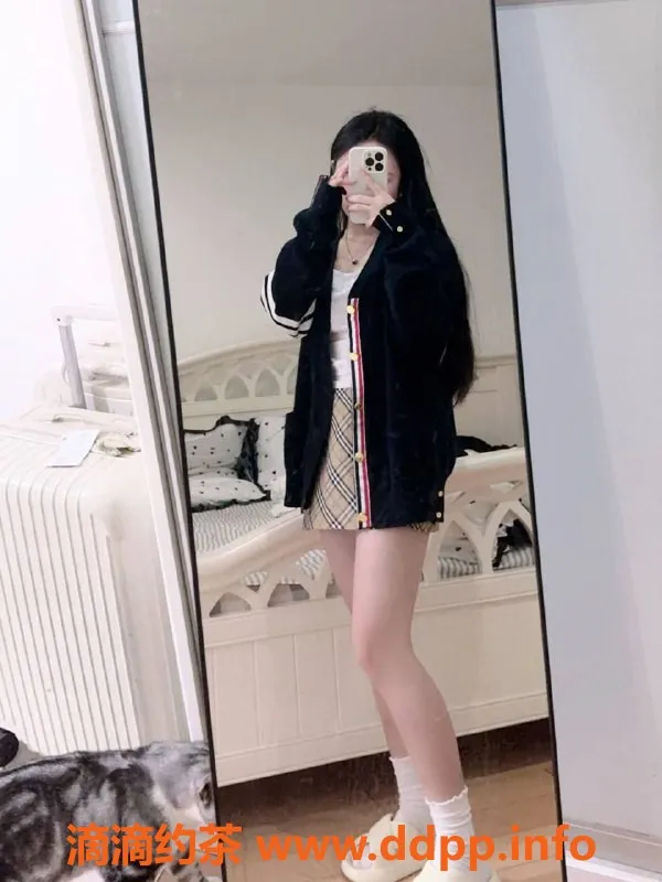 深圳楼凤-深圳小冰冰，19岁D罩杯，身高162，服务优质