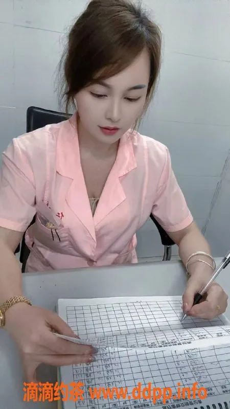 广州楼凤资源信息,白云小晴，400元超值服务，人妻诱惑等你来体验