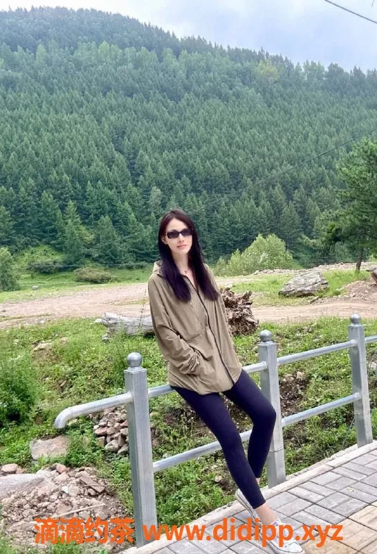 深圳楼凤-南山双双，身材曲线超诱人，尽享极致体验