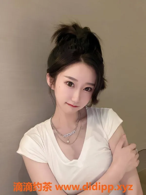 杭州上门服务资源信息,上城区艺校大学生白茹雪，身高172，超白粉C罩杯