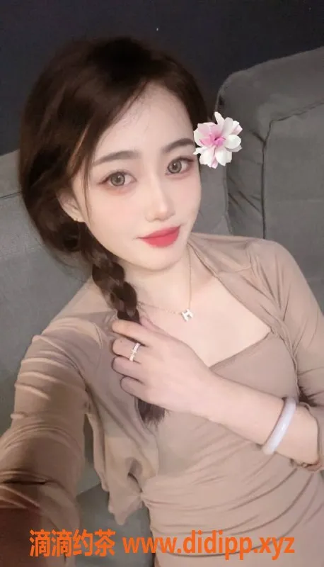 广州楼凤-天河小涵，800元/次，御姐风格！