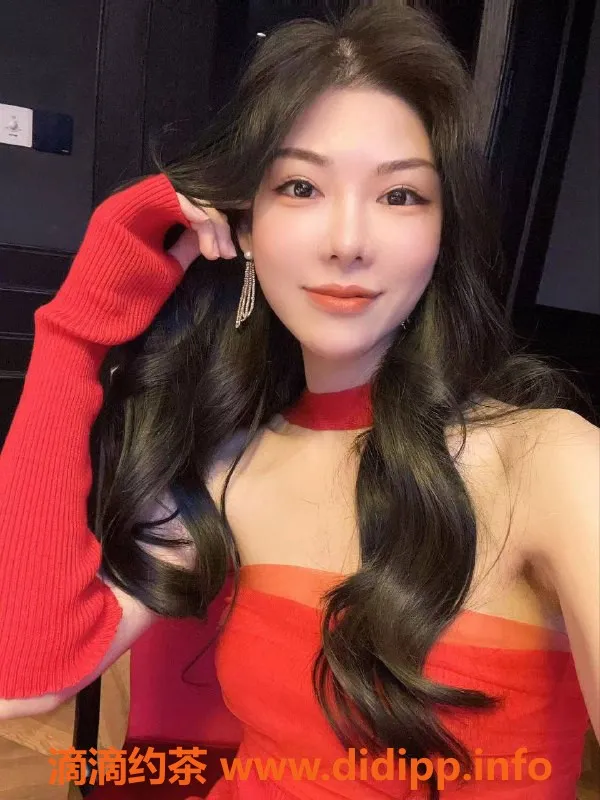 深圳楼凤-福田雪尼，174cm B罩杯，1088元起服务