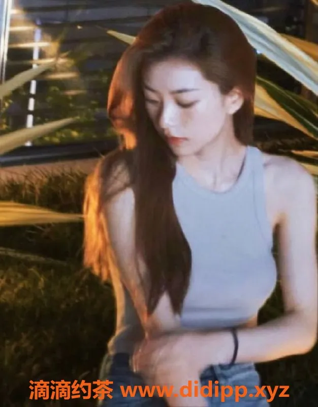 上海楼凤资源信息,徐汇柒柒福利拍卖，原价1500P现1200P！