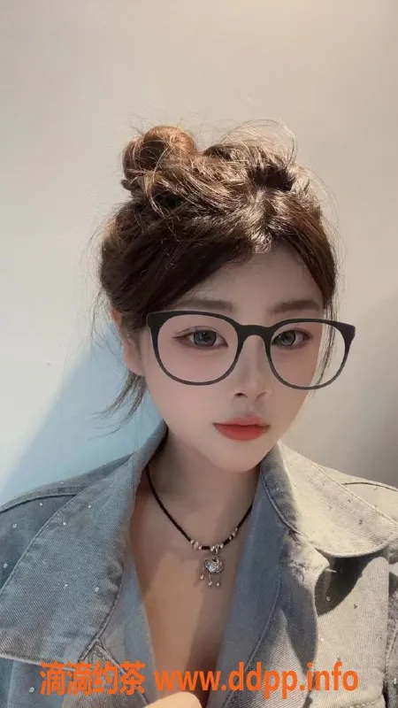 上海楼凤资源信息,普陀崽崽，05年嫩妹，36C，45kg，900元起