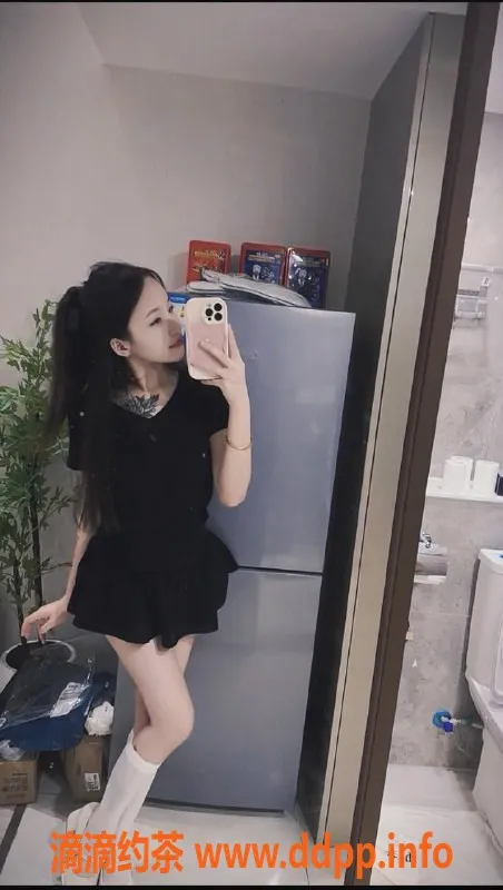 深圳楼凤-深圳罗湖鱼小七，20岁嫩妹，身高165，体重84斤