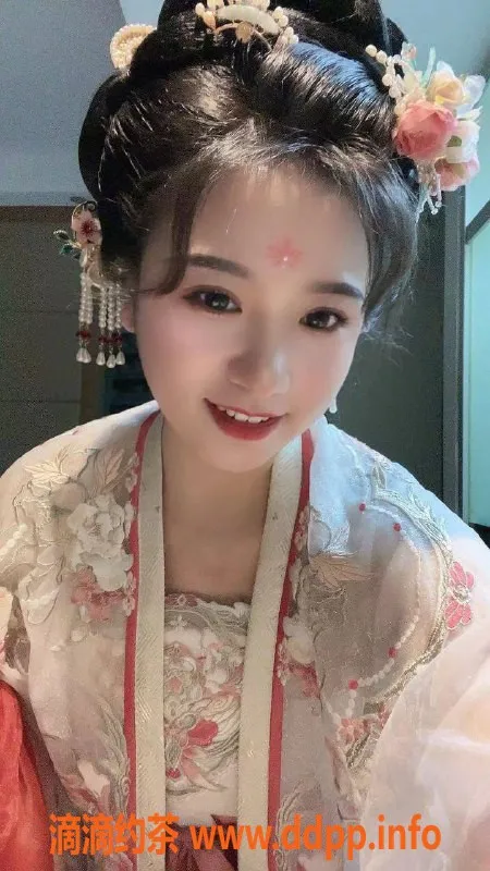 广州楼凤-番禺玥牙，爆乳尤物，600元一小时