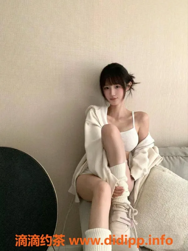 杭州上门服务-滨江区嫩妹希希，165高、95体、C罩杯，1200元上门服务