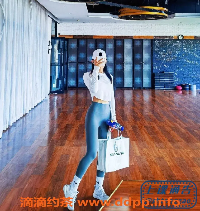 上海楼凤资源信息,普陀郑泫雅拍卖福利，限时1000P！