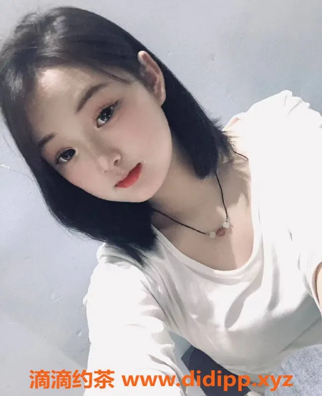 广州楼凤-番禺嫩妹珊珊，视频验证，价格700/1