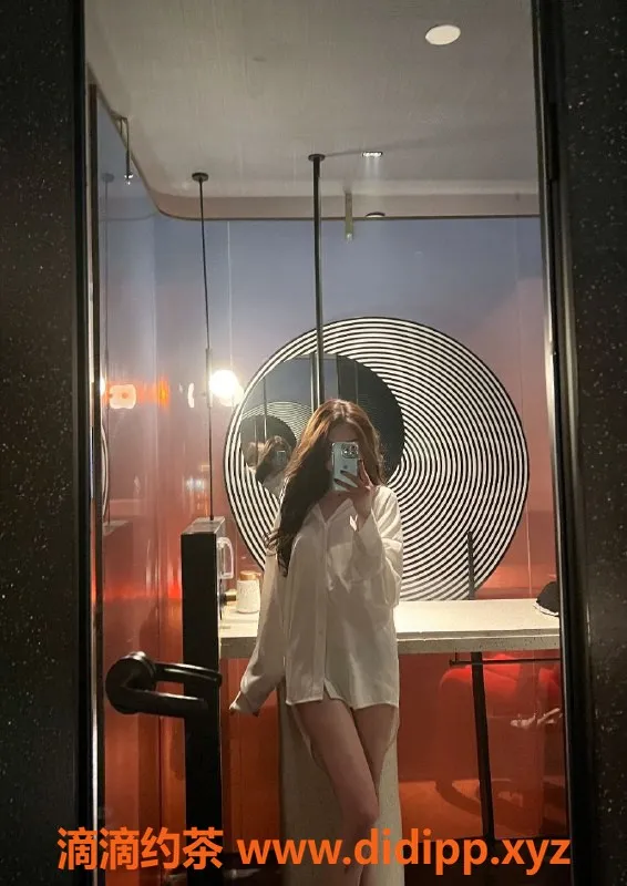 深圳楼凤-深圳福田清柠，23岁168d，2500元起欢享服务！