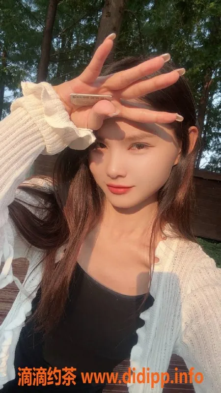 深圳楼凤-龙华娇娇，800元一小时，服务超赞！