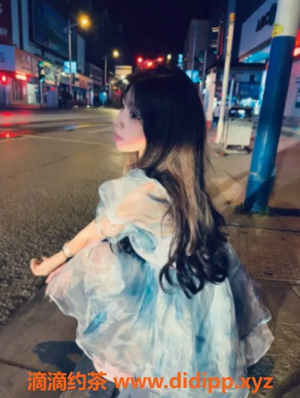 广州楼凤-天河嫩妹九儿，水费600p，尽享服务体验