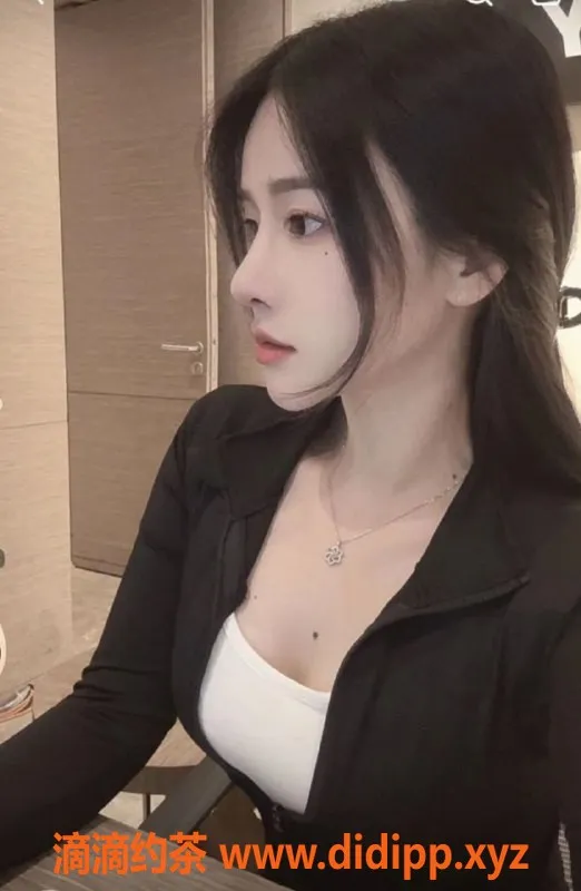 深圳楼凤-深圳南山七七，23岁170cm，价格超值！