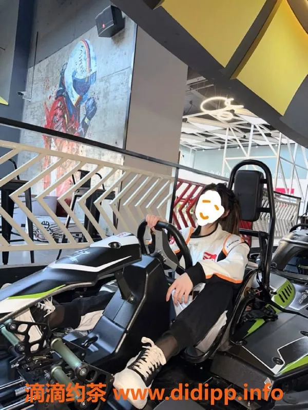 上海楼凤-笑笑（上海学生）163CM 36C 47KG 酷炫服务在静安