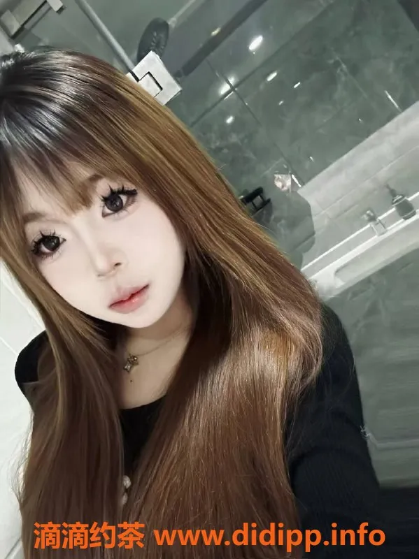 杭州楼凤-kk，16岁，167cm，100斤，热情服务等你来解锁！