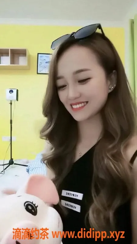 广州楼凤-番禺微微安，真实视频验证，600元一次