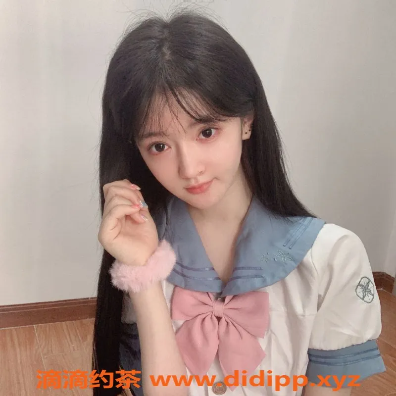 杭州外围-杭州小不点白小纯165高90斤甜美服务