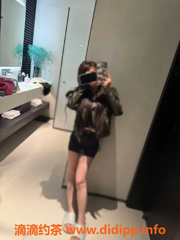 郑州楼凤-二七区18岁图图，160cm/50kg，服务多样