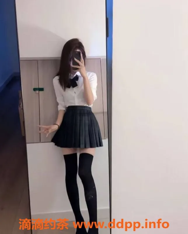 重庆楼凤-小宝，32岁，身高164，服务周到，价格实惠