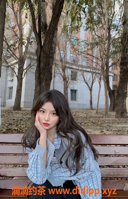 重庆楼凤-由美子，身高165，年龄23，服务多样，价格合理