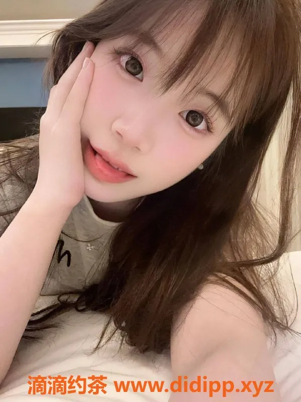 广州楼凤-天河嫩妹糖糖，700p带你畅享精彩服务