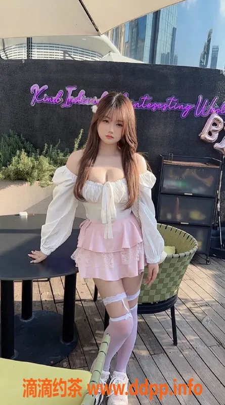 上海楼凤-普陀小鹿 163cm C罩杯 1200P起