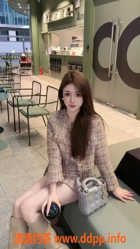 杭州楼凤-北京女孩小U，24岁172cm美艳服务，专享优惠