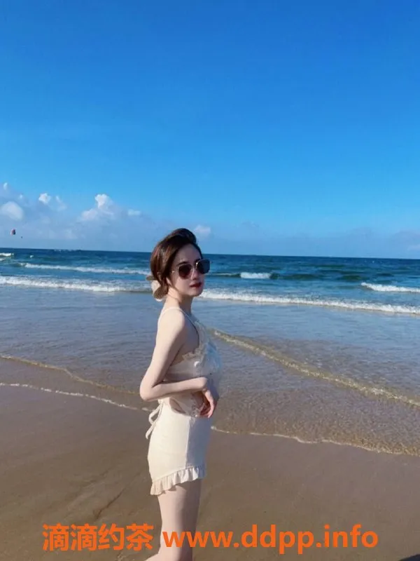 长沙楼凤-雨花区画画，500p舌吻69服务，来试试吧！