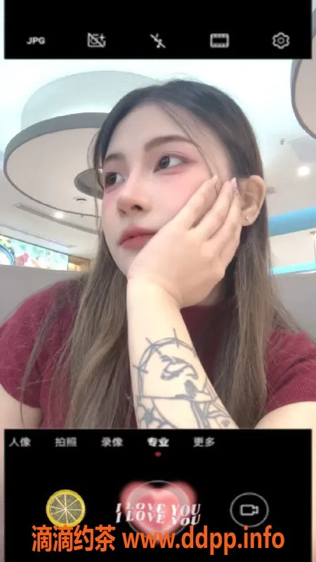 广州楼凤资源信息,白云嫩妹小雅，700p大胸诱惑