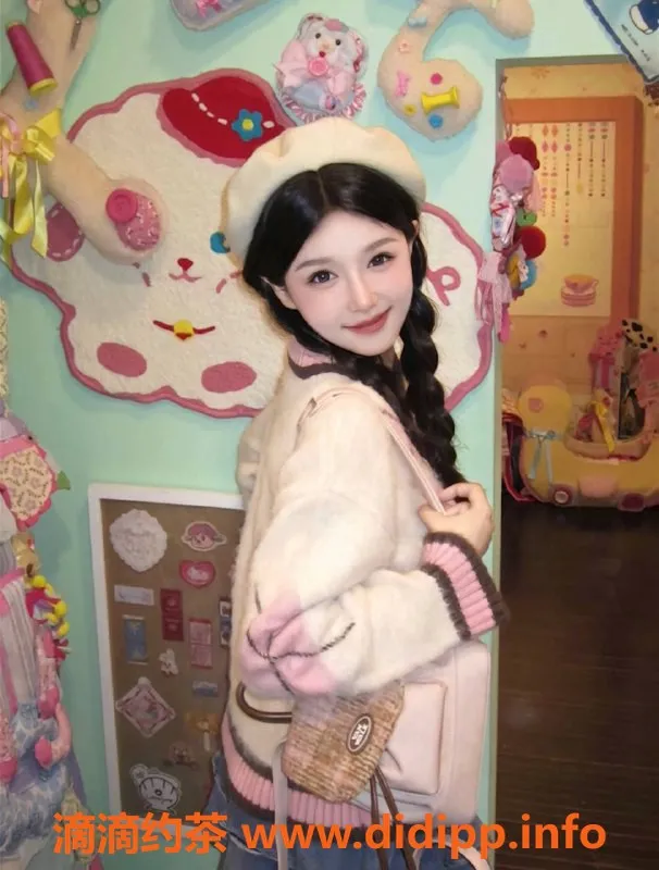 杭州楼凤-拱墅区小田，165cm，45kg嫩妹，1500元高颜值服务