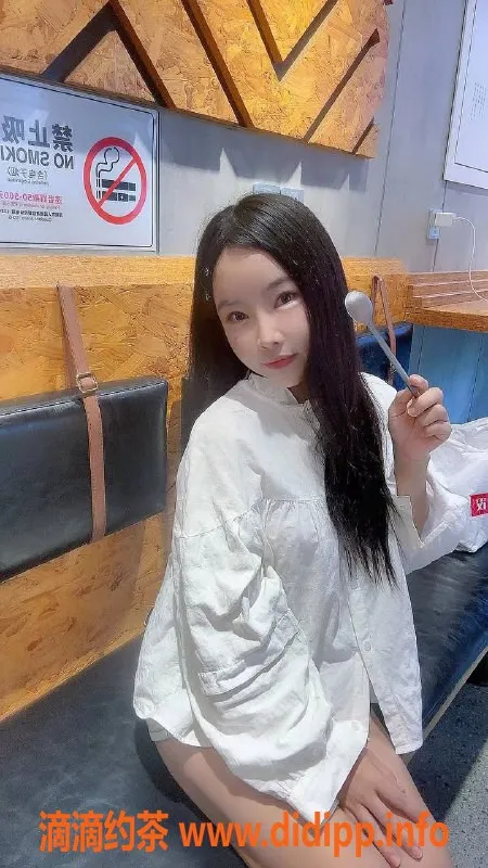 深圳楼凤-光明新区小妍，600元的优质服务等你体验！