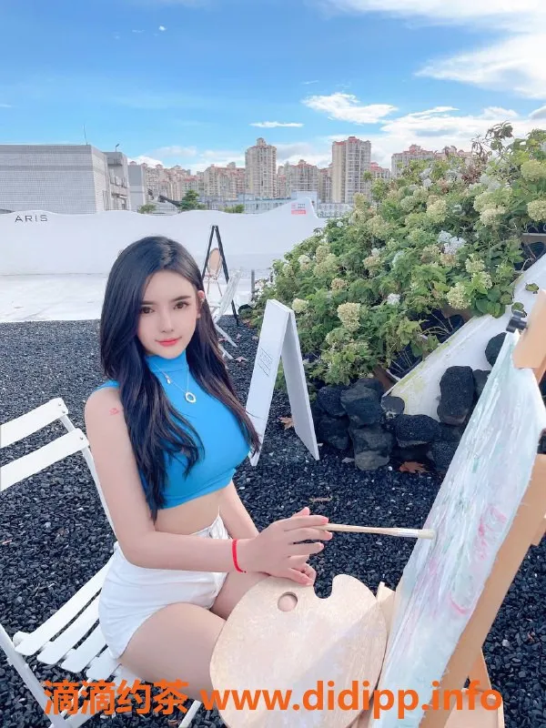 杭州楼凤-飞舞22岁，天然36E，166cm魅力女孩