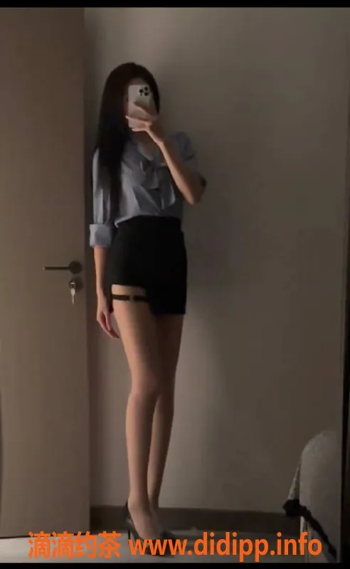 广州楼凤-番禺御姐沫沫，长腿舌吻，600p服务