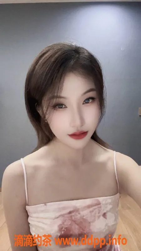 深圳楼凤资源信息,罗湖176红豆，1200元胸推深喉超值体验