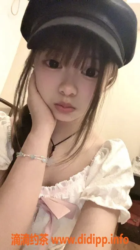 深圳楼凤-南山小莎，900p，丝袜调情服务