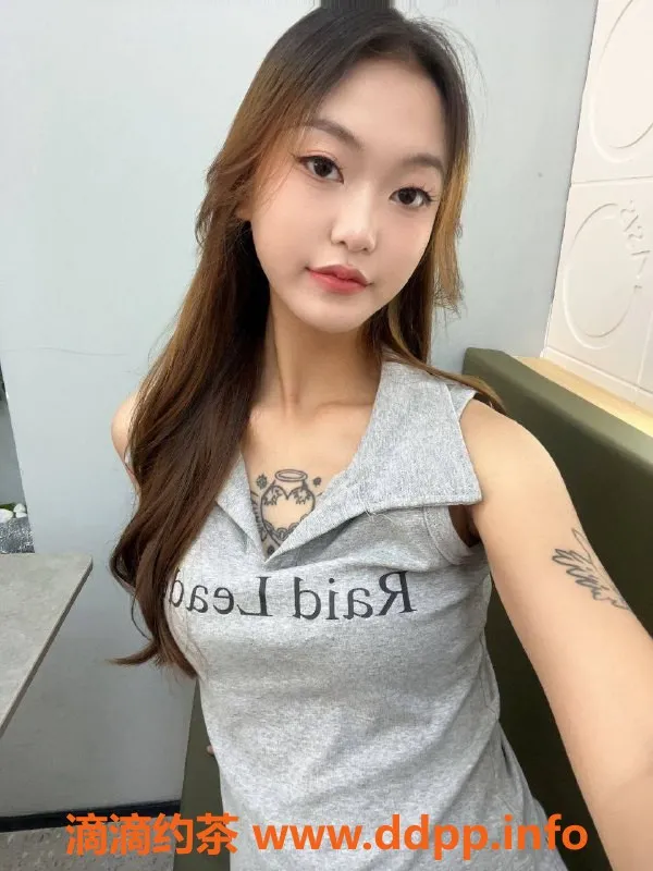 广州楼凤-天河嫩妹小苏，600元舌吻服务等你来体验！