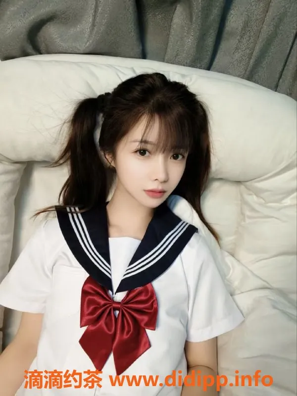 深圳楼凤-深圳南山徐小雨，25岁165cm胸围C价800起