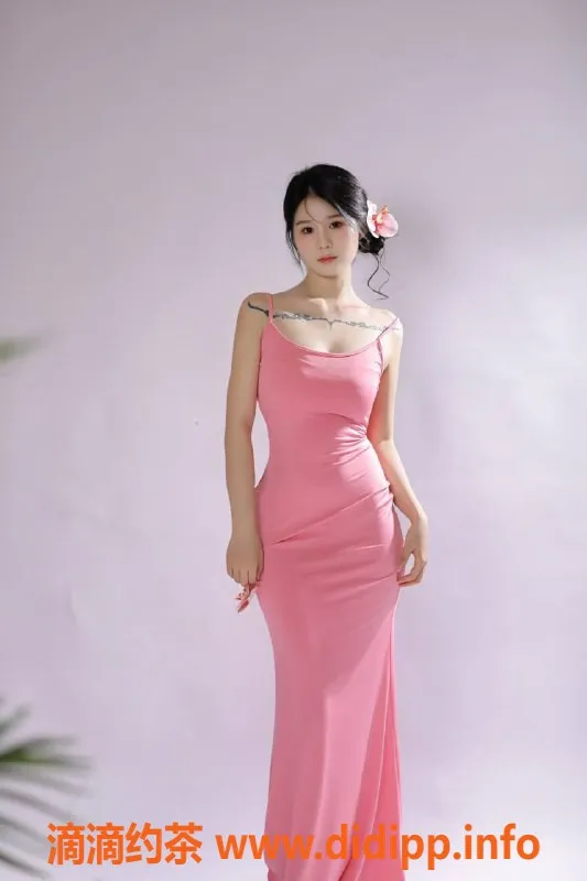 上海楼凤-普陀欧欧，160cm C罩杯，体验只需800元起