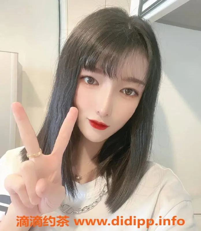 深圳楼凤-龙华苏儿，1300p超值服务，验证已通过