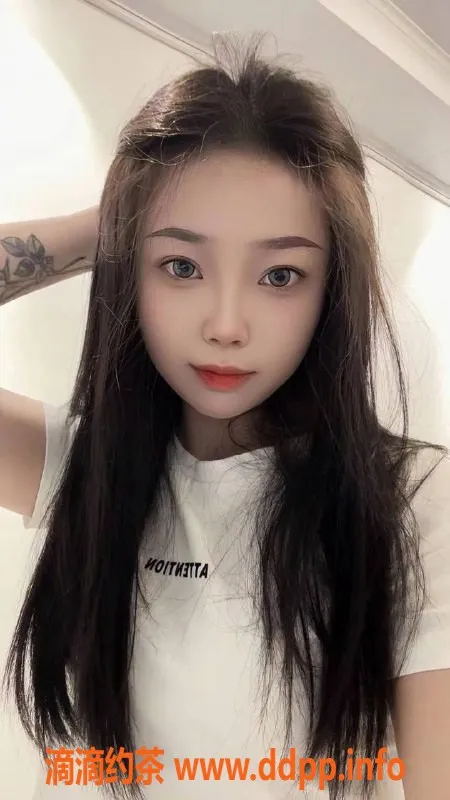 广州楼凤-天河小Q嫩妹来袭，700元超值服务！