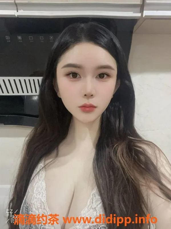 广州楼凤-番禺可乐，人妻美颜，600元一次服务