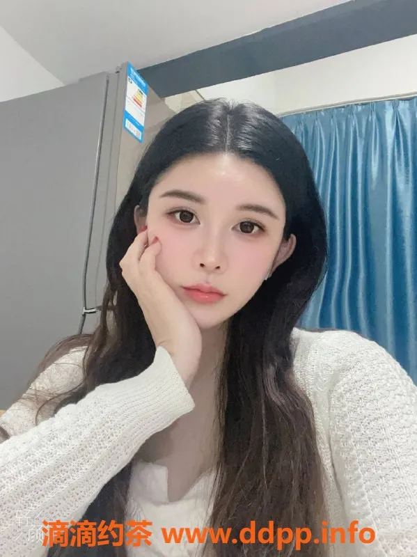 广州楼凤资源信息,番禺可乐，人妻美颜，600元一次服务